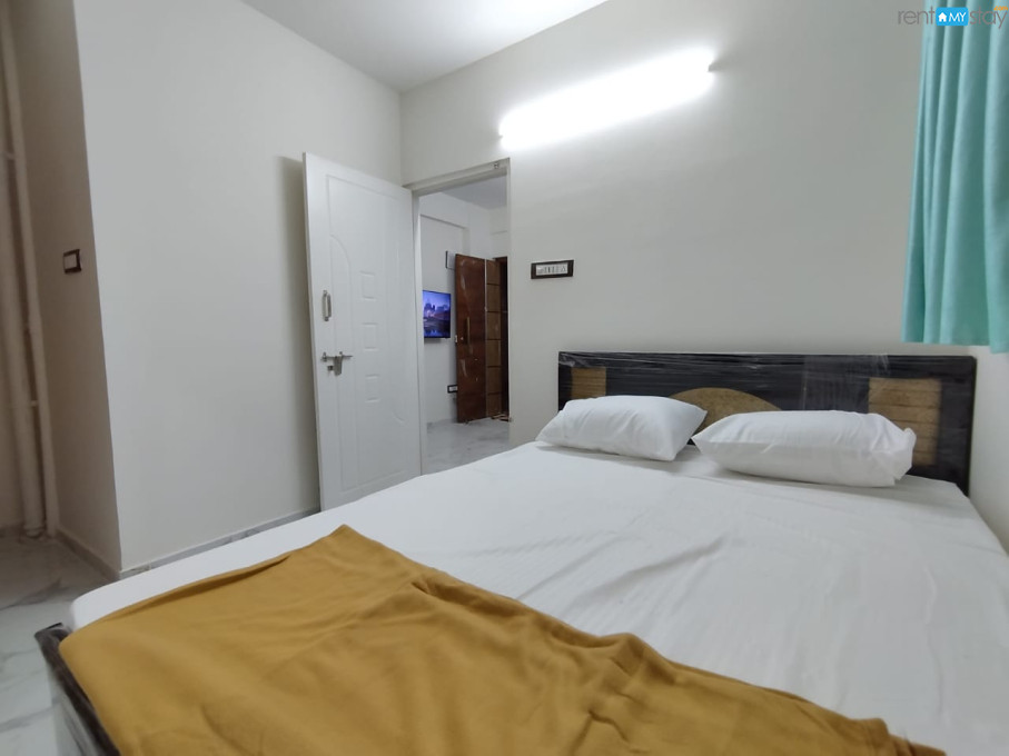 prop_17430774210