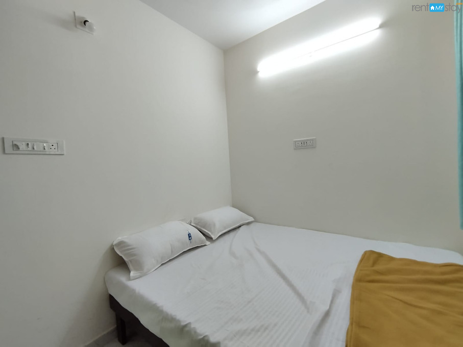 prop_17456690942