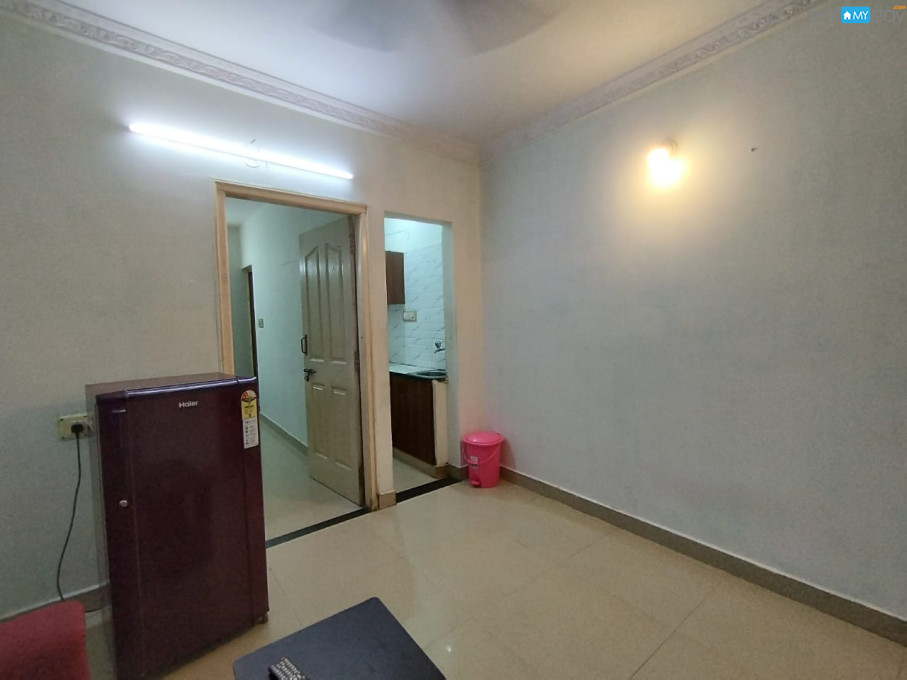 prop_17463573273