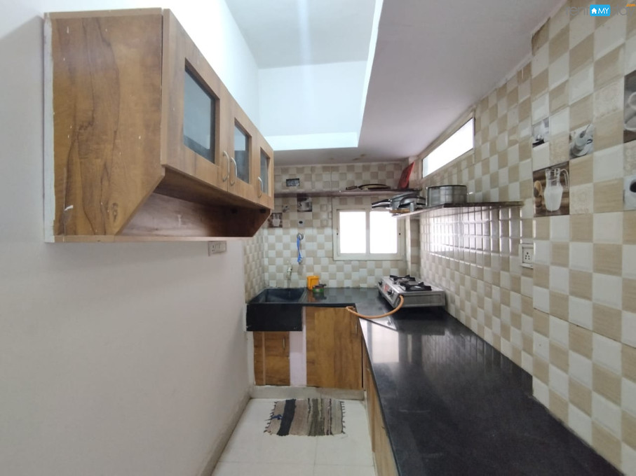 prop_17479981560