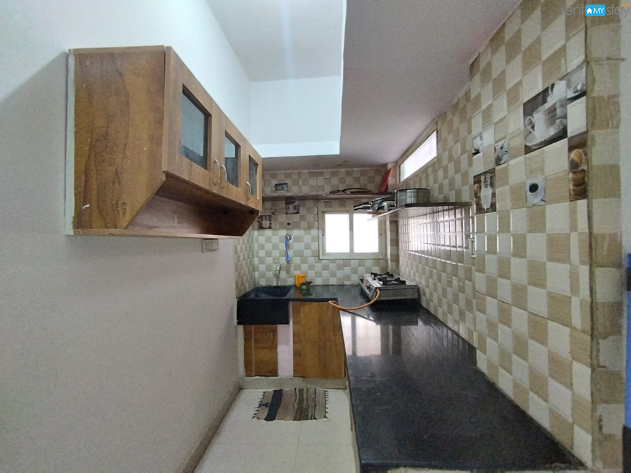 prop_17479981561